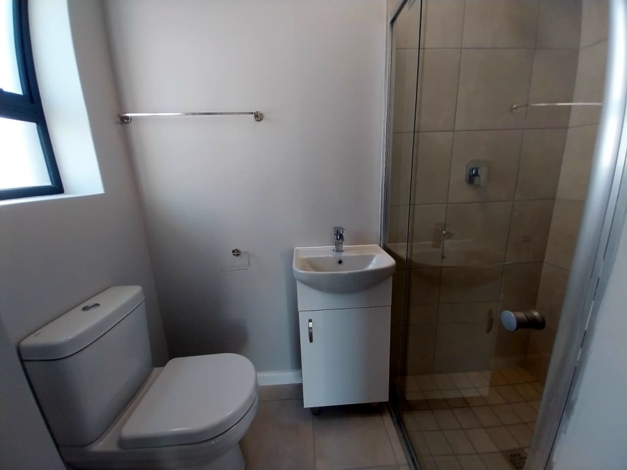 2 Bedroom Property for Sale in Pacaltsdorp Western Cape